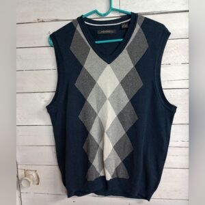 AXIST Men's Argyle Sweater Vest Medium Navy Gray Diamond Pattern Golf Preppy